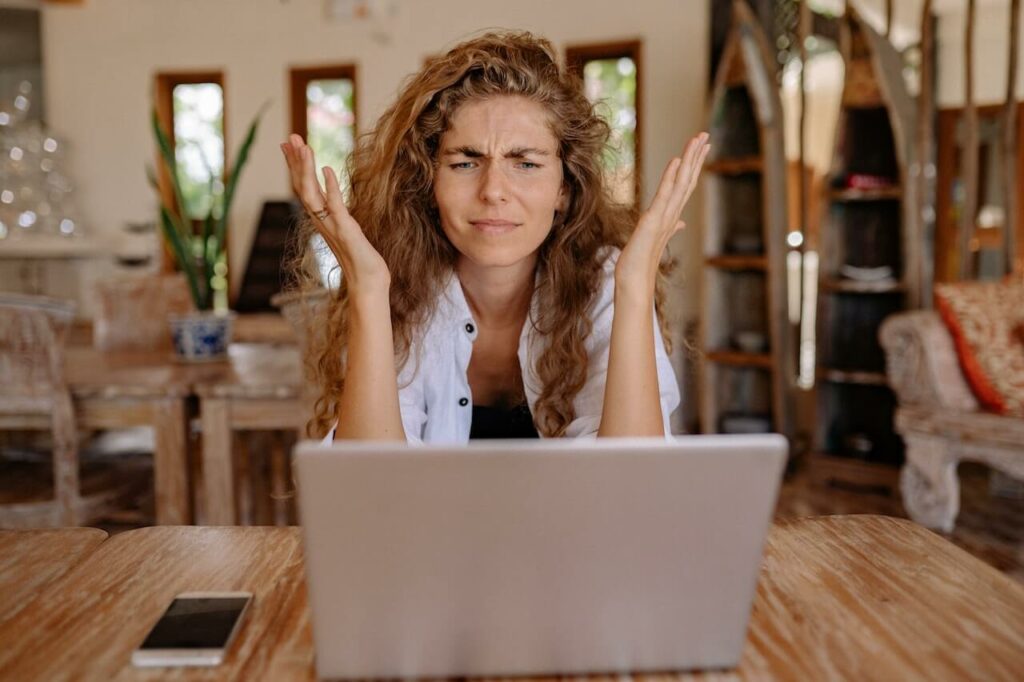 igital Nomads Problems