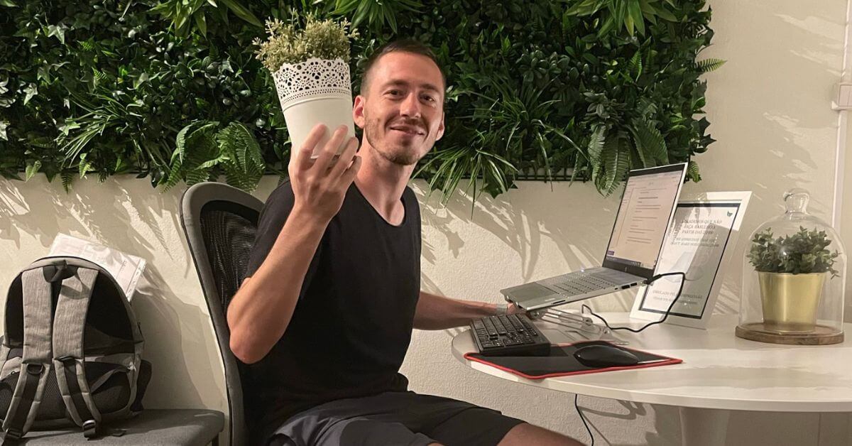 Digital nomad
